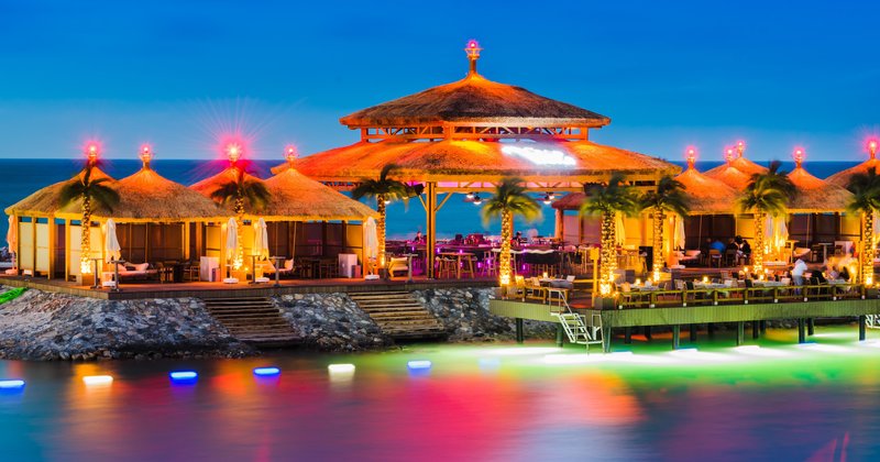 cratos premium hotel