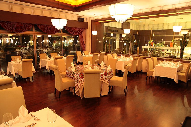 cratos premium hotel