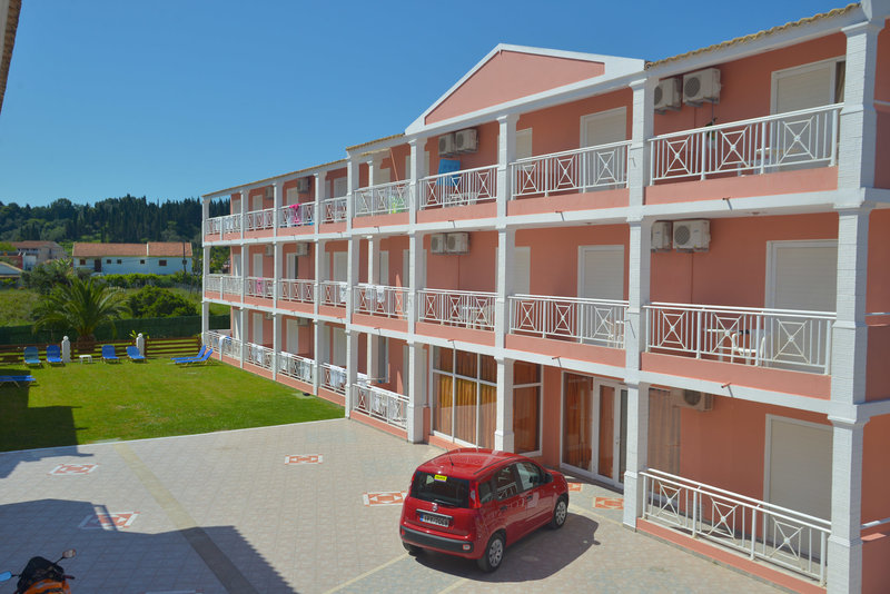 angelina hotel and apartments