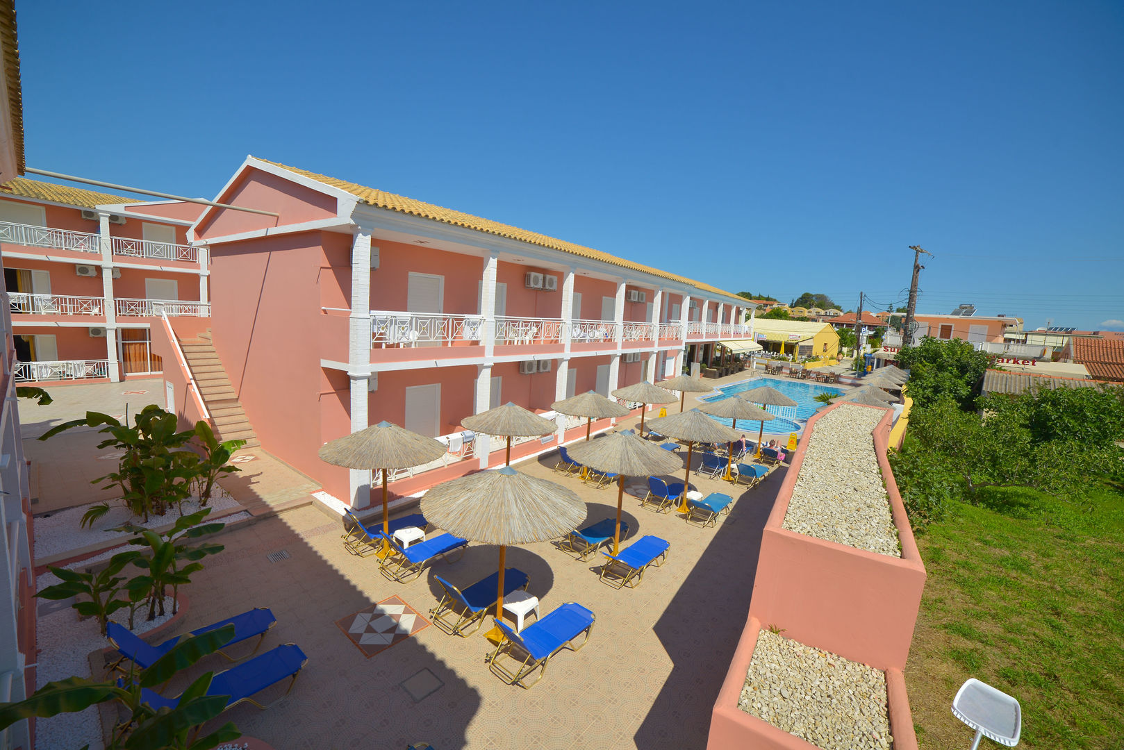angelina hotel and apartments