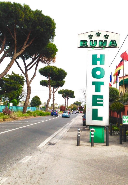 runa hotel