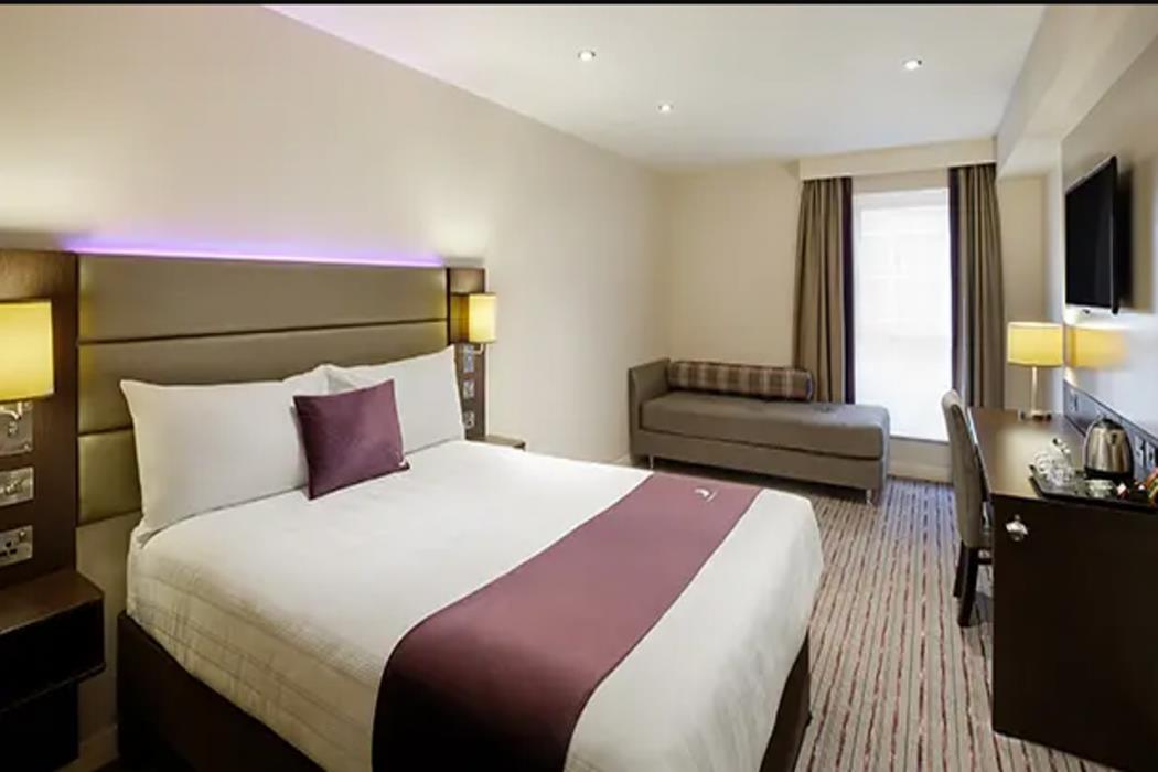 premier inn glasgow motherwell