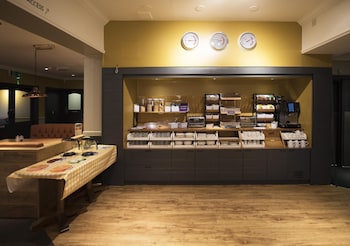 premier inn glasgow motherwell