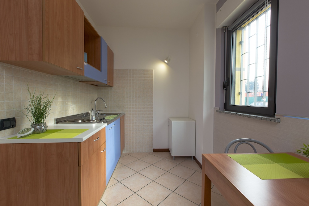 bnbook expo residence rho