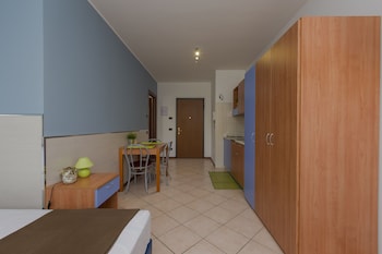 bnbook expo residence rho