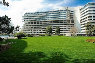 The Watergate Hotel,Foggy Bottom>>College Park,5 star