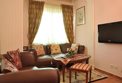 Hotel Tivoli,Tetovo>>Skopje,4 star