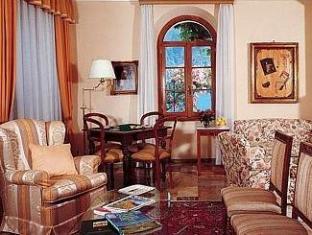 Hotel Stella D'italia,Castello>>Argegno,3 star