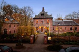 Roosendaelhof,Geel>>Antwerp,3 star