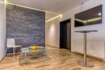 Hotel Mosa,Hermalle-Sous-Argenteau>>Comblain-Au-Pont,3 star