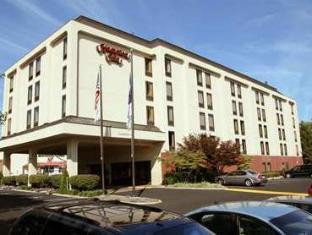 Hampton Inn Fairfax City,Fairfax>>Arlington,3 star