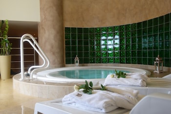 hotel nafta krosno