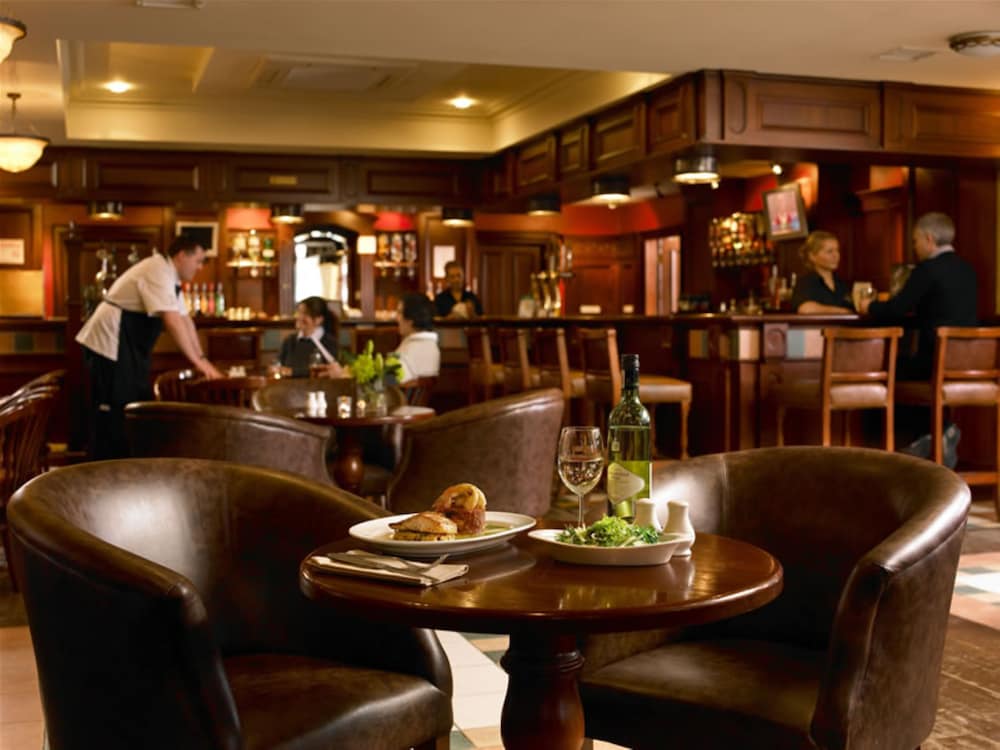 downings bay hotel