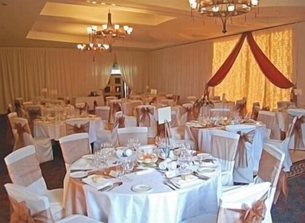 downings bay hotel