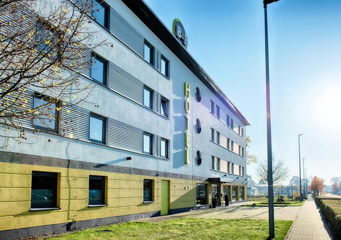 bandb hotel baden airpark