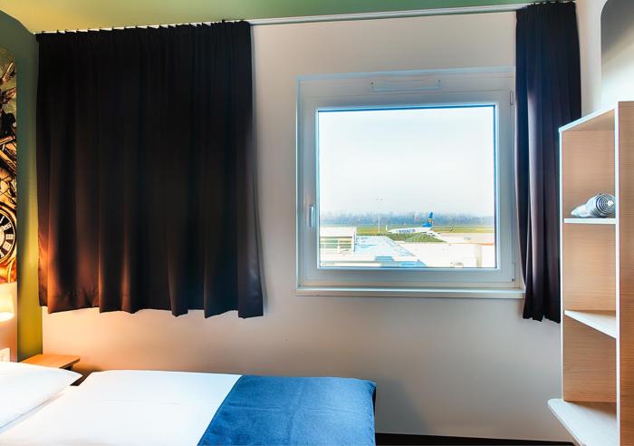 bandb hotel baden airpark