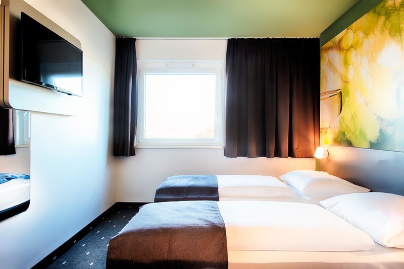 bandb hotel baden airpark