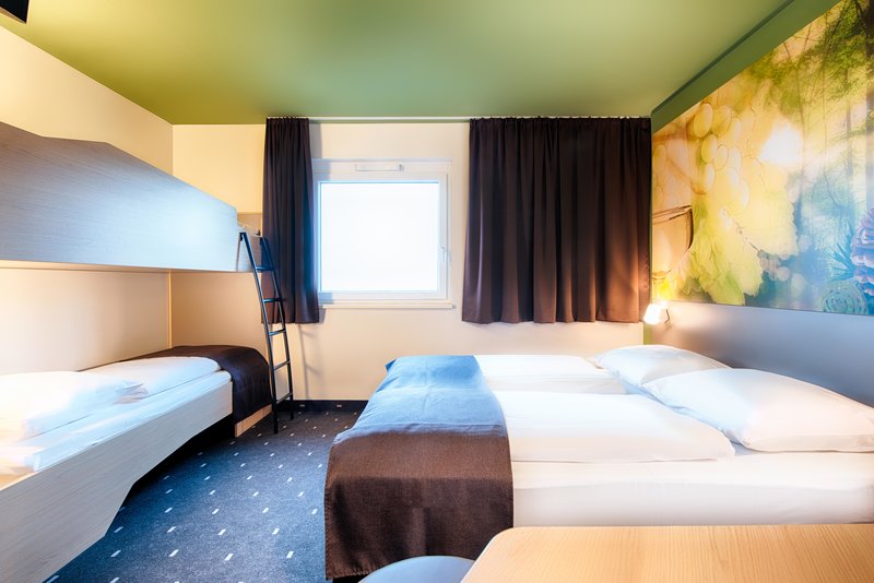 bandb hotel baden airpark