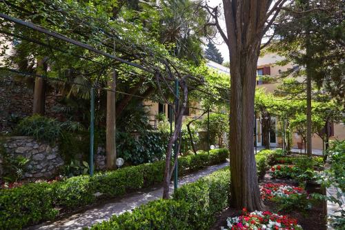 Villa Helios Capri,Capri>>Amalfi Coast,3 star