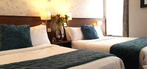 the gate hotel