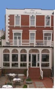 hotel strandvilla janine