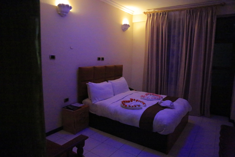 dib anbessa hotel bahir dar