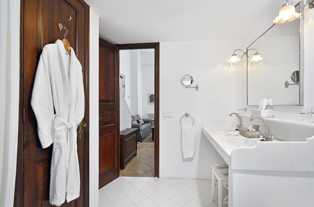 hotel san lorenzo adults only