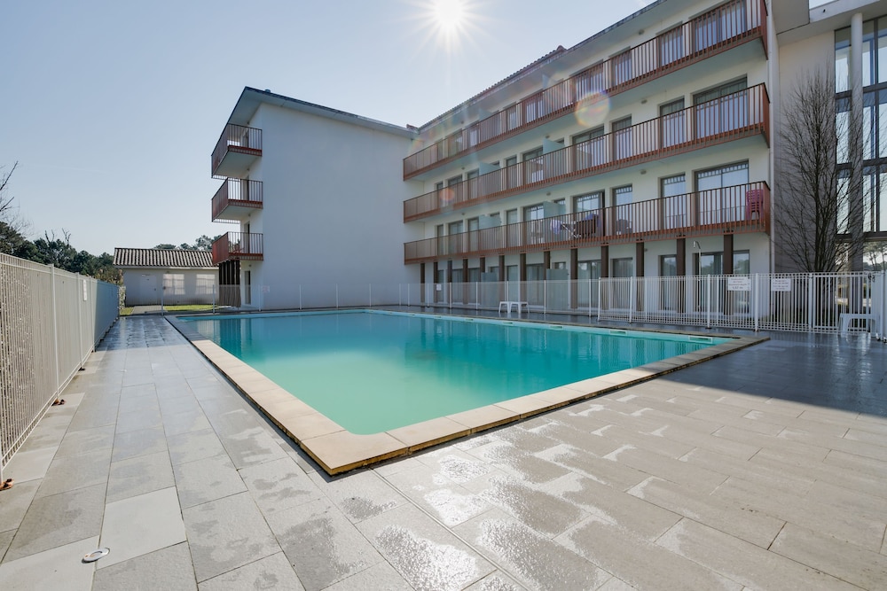 all suites appart hotel la teste de buch