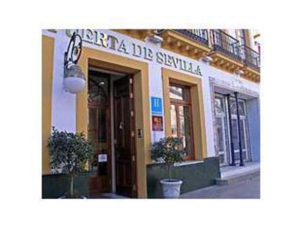 basic hotel puerta de sevilla