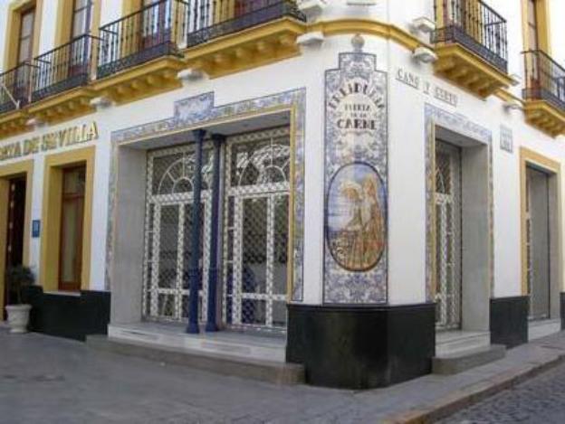 basic hotel puerta de sevilla