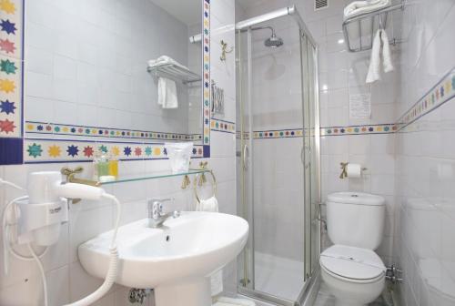 basic hotel puerta de sevilla