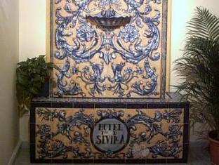 basic hotel puerta de sevilla