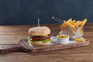 premier inn dubai international airport