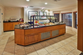 comfort inn and suites