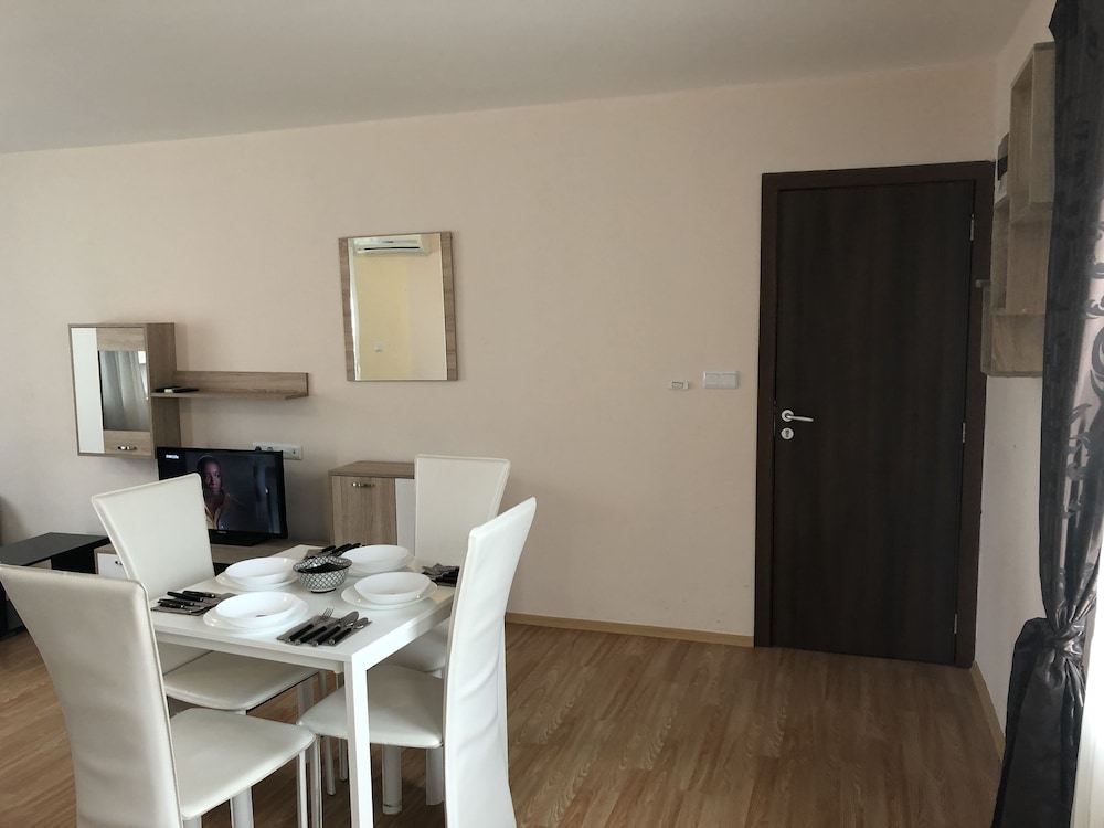 palace de luxe apartments