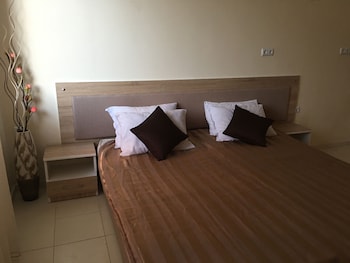 Palace De Luxe - Apartments,Pomorie>>Burgas,3 star