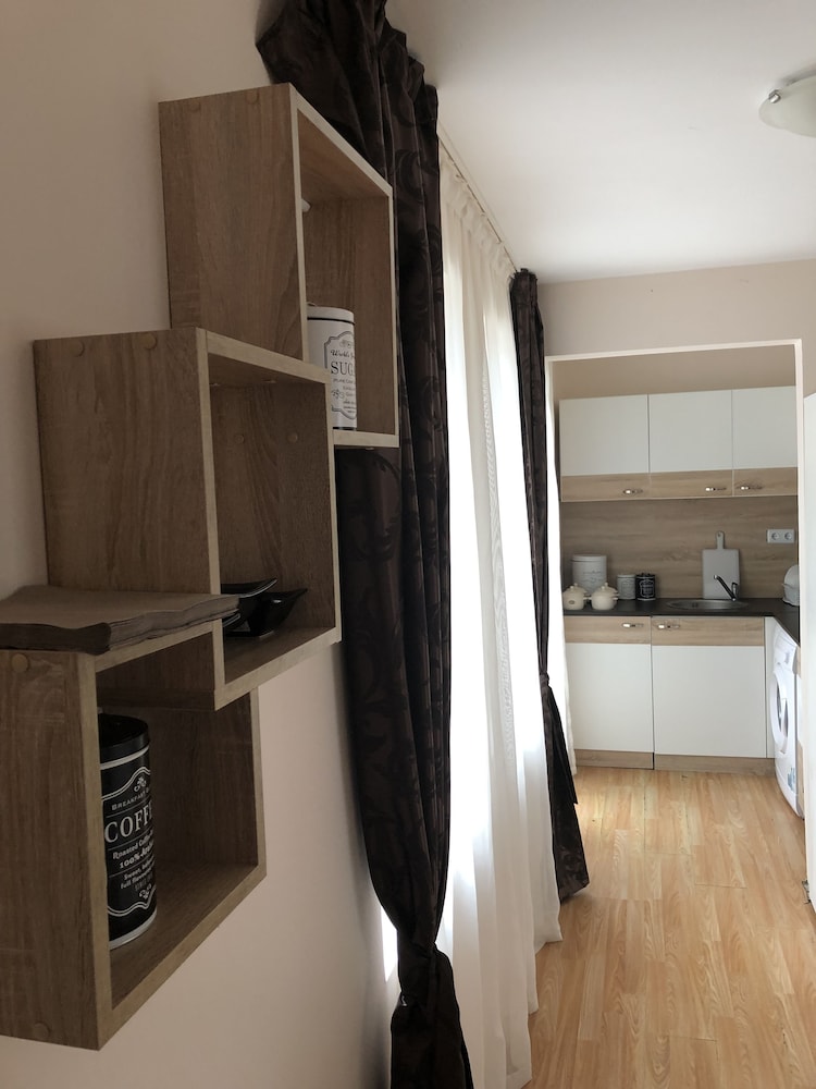 palace de luxe apartments