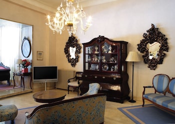 hotel niza