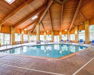 Comfort Inn Fontana,Ontario>>Fontana,3 star