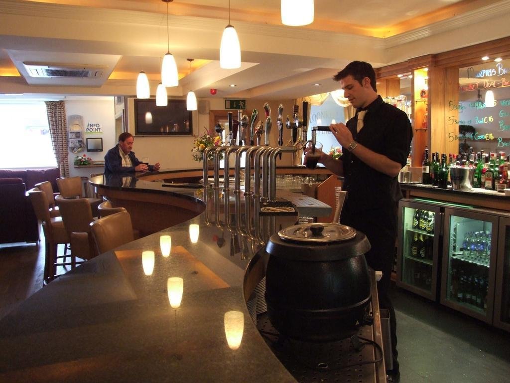 Murphy's Hotel,County Sligo>>Collooney,3 star