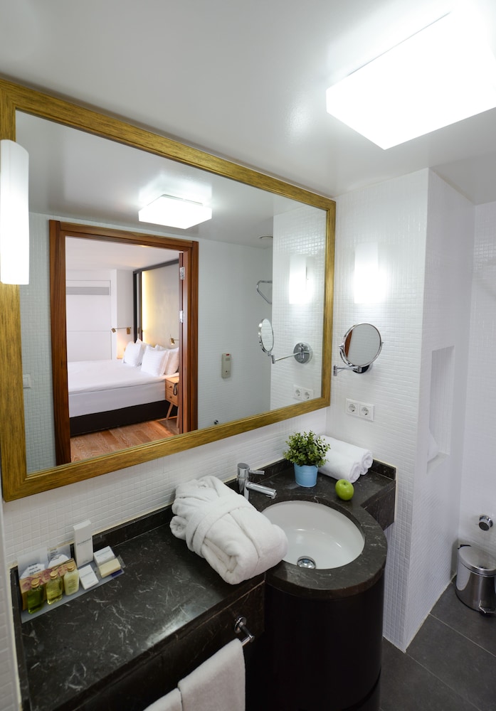 miapera hotel and spa special class