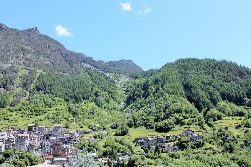 chiesa in valmalenco