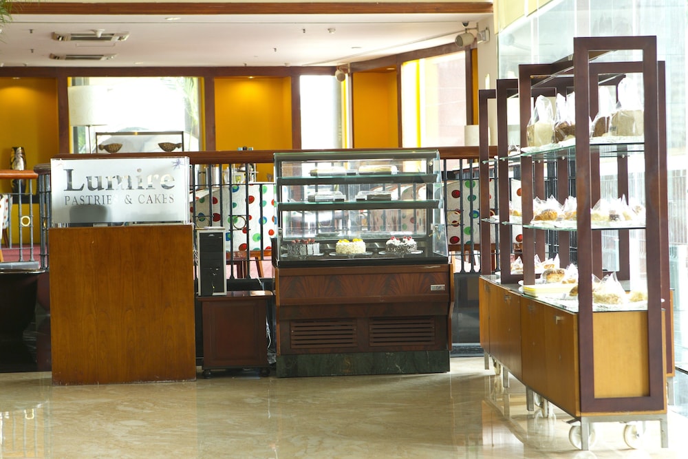 lumire hotel and convention center