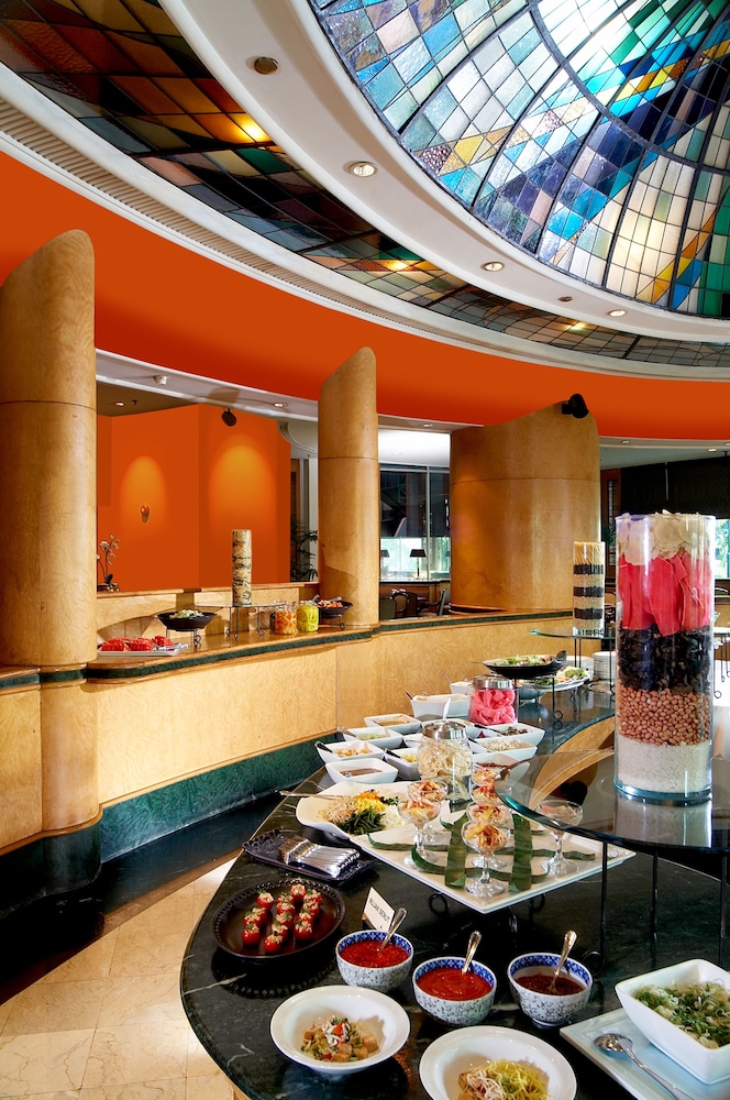 lumire hotel and convention center