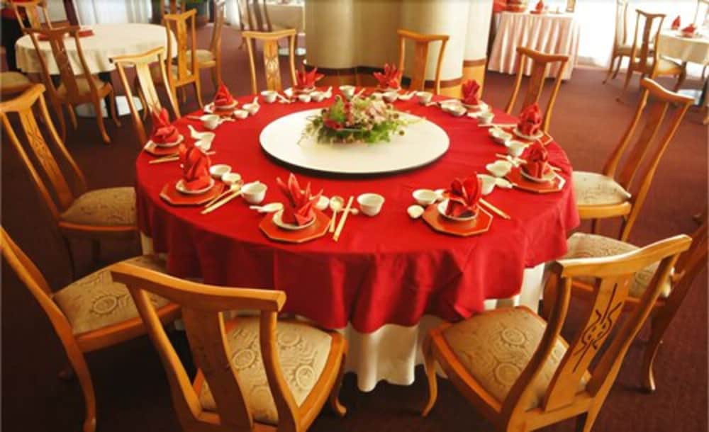 lumire hotel and convention center