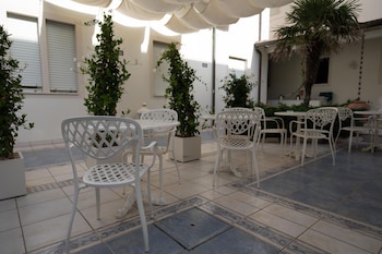 Hotel London,Lucca>>Camaiore,3 star