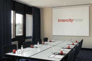 intercityhotel freiburg