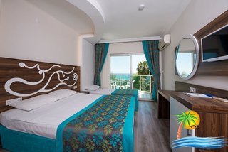 kleopatra blue hawaii hotel