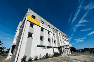 The Originals Access, Hôtel Les Iris, Berck-Sur-Mer,,2 star