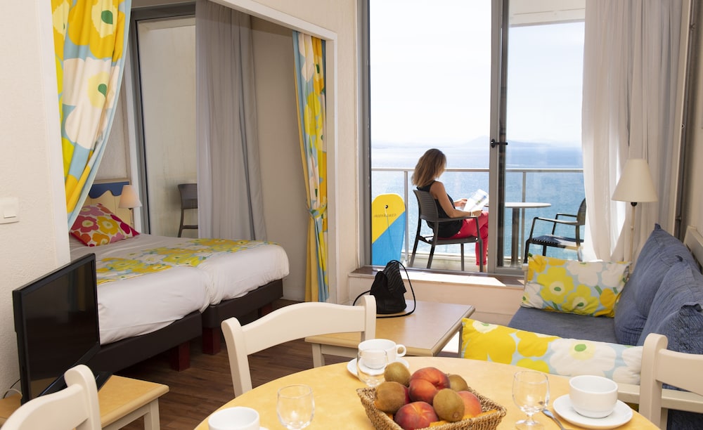 le grand large hotel